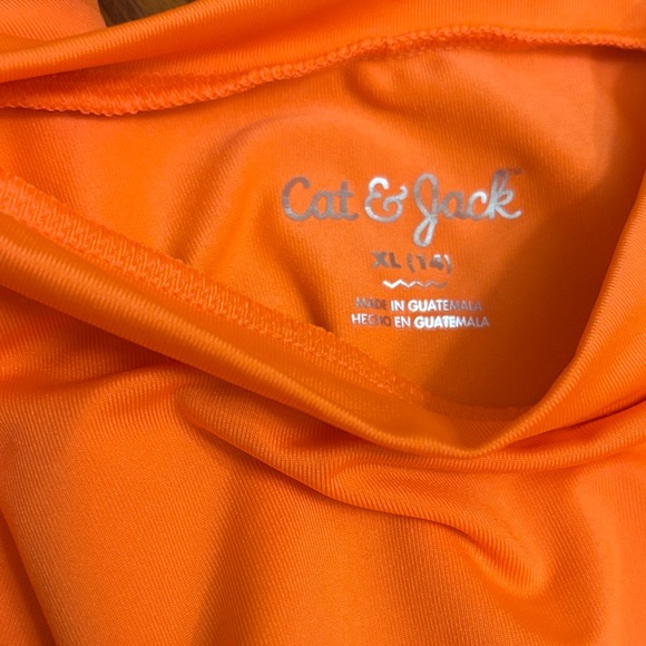 Rash guards - Picture 12 of 12